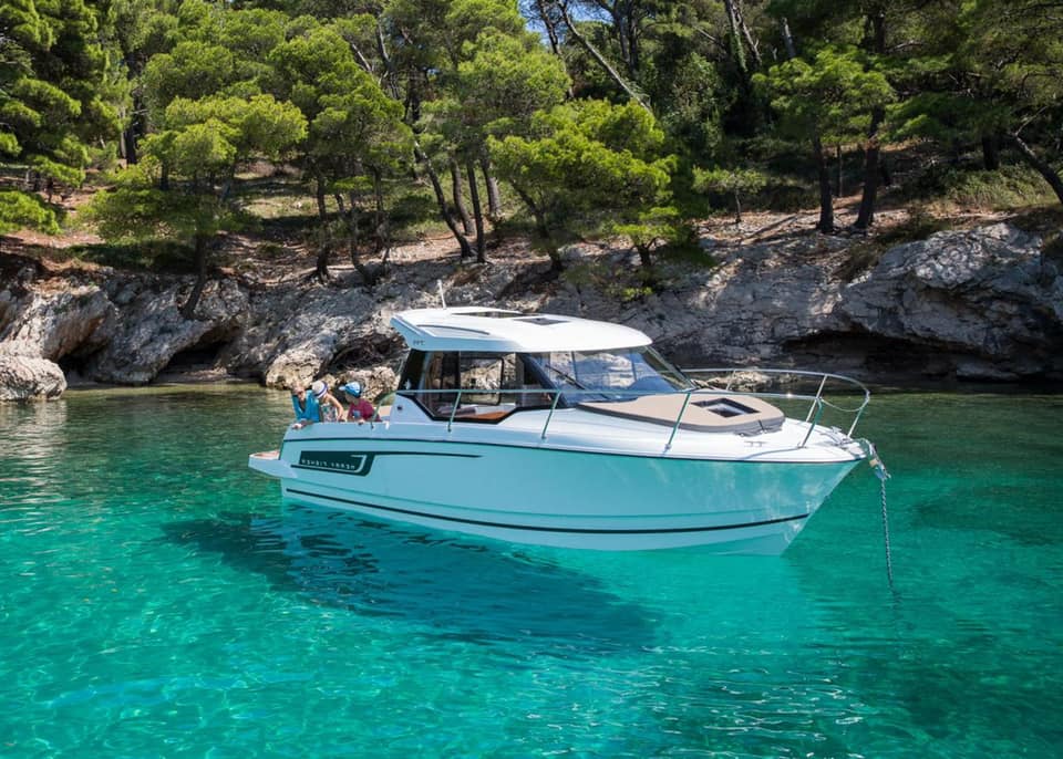 Go Yacht Base Nautica Chartering Manfredonia